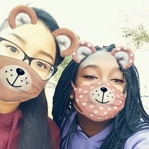 Meet your Posher, Elyse